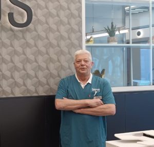 תמונה של דר' מאור שלמה